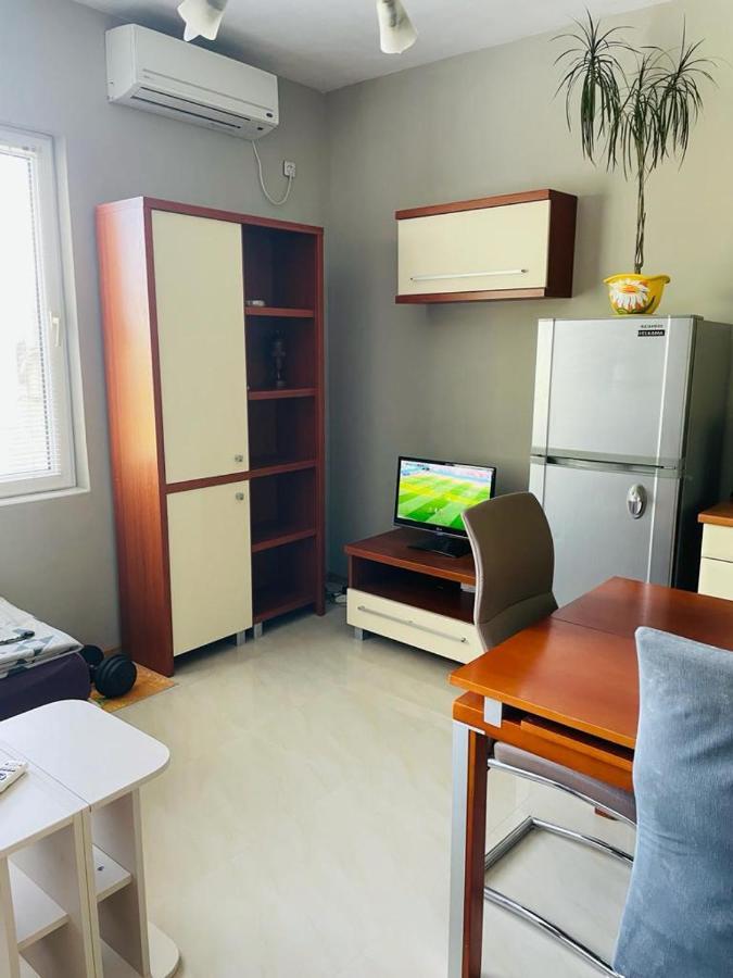 Апартамент Морски Изглед Burgas Ngoại thất bức ảnh